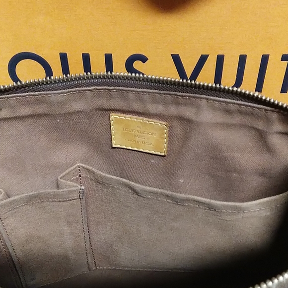 SOLD  SOLD SOLD Authentic Louis Vuitton popincourt/ w bag - Picture 7 of 8